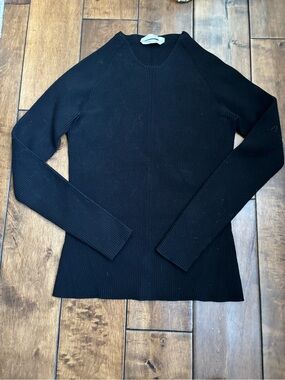 Hugo Boss Size Medium Black Ribbed Fahdi Sweater